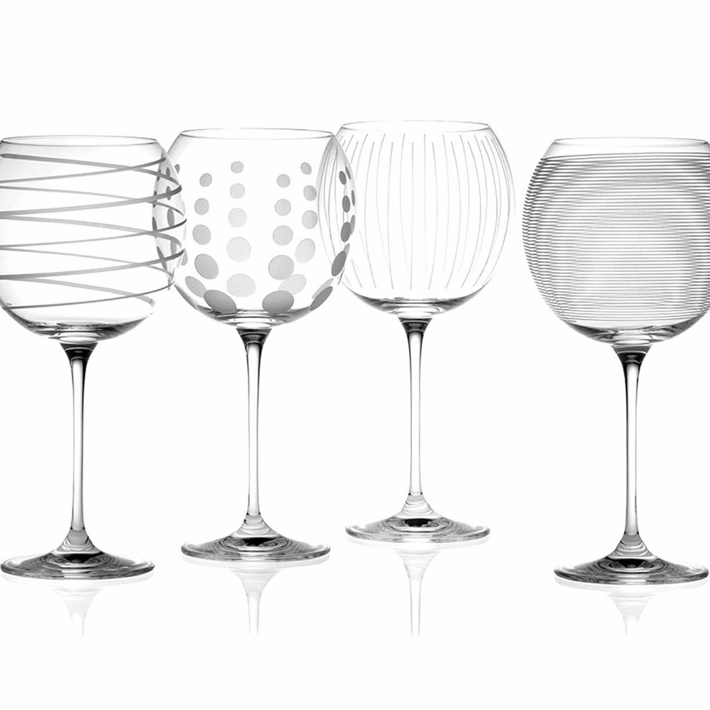Two Mikasa Gorgeous Balloon Wine Glass Set - Elegant Etched Design - Picture 4 of 9